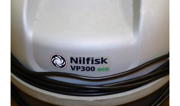 stofzuiger NILFISK, type VP300, werking niet gekend